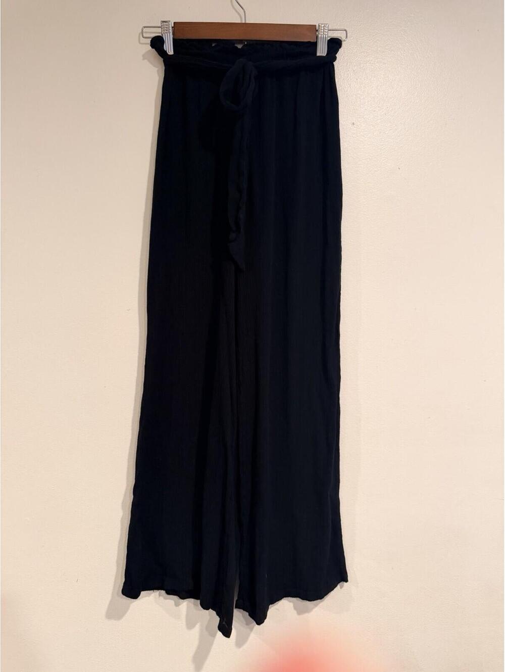 Women's ASOS Relaxed Fit Flare Comfy trousers - Black - Wide-leg pants , Sz. 4